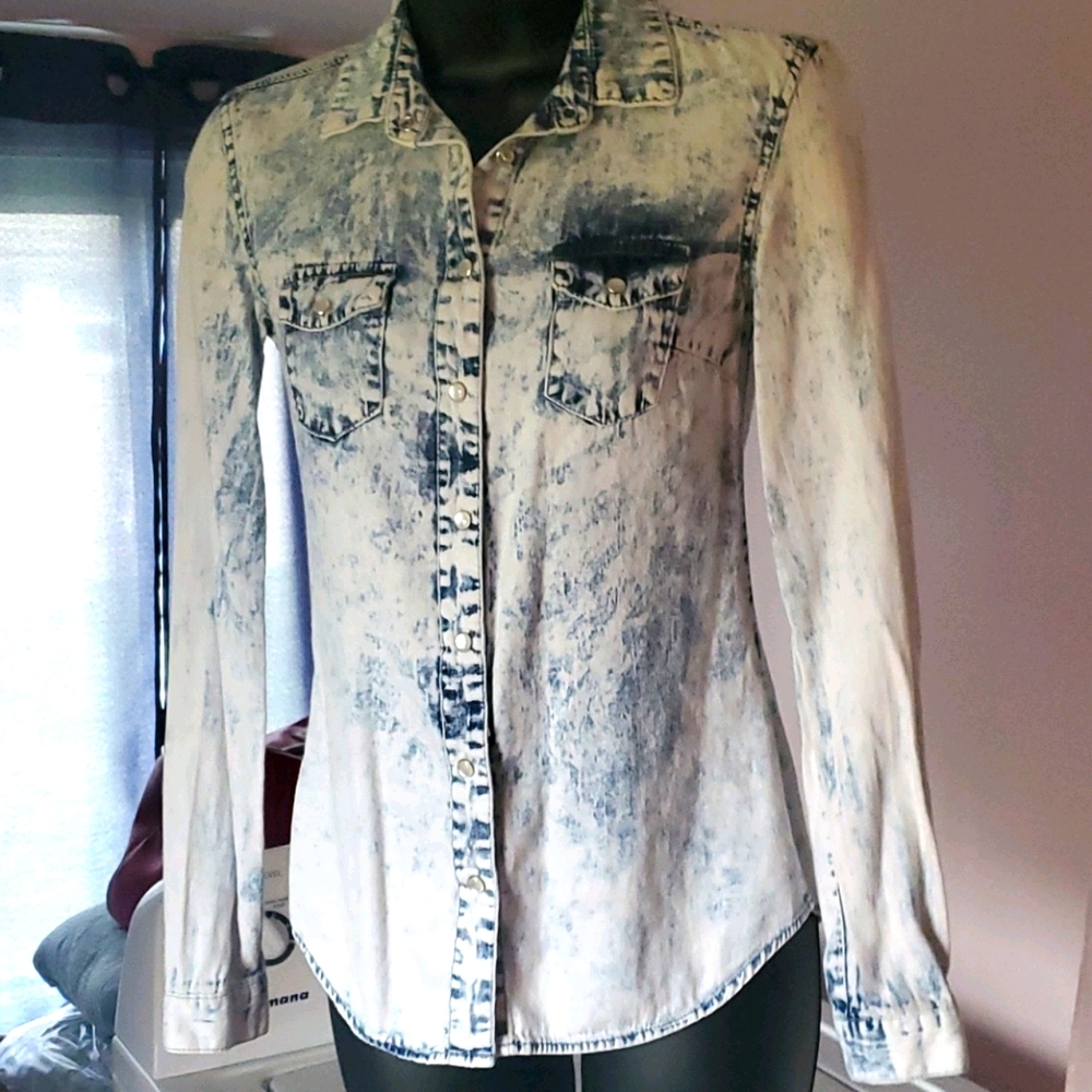 Button Up Shirt